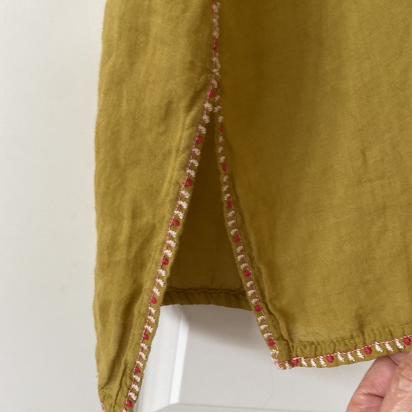 Johnny Was Workshop Tikal Boho Embroidered Swing Top in Viper Chartreuse Green - Picture 8 of 14